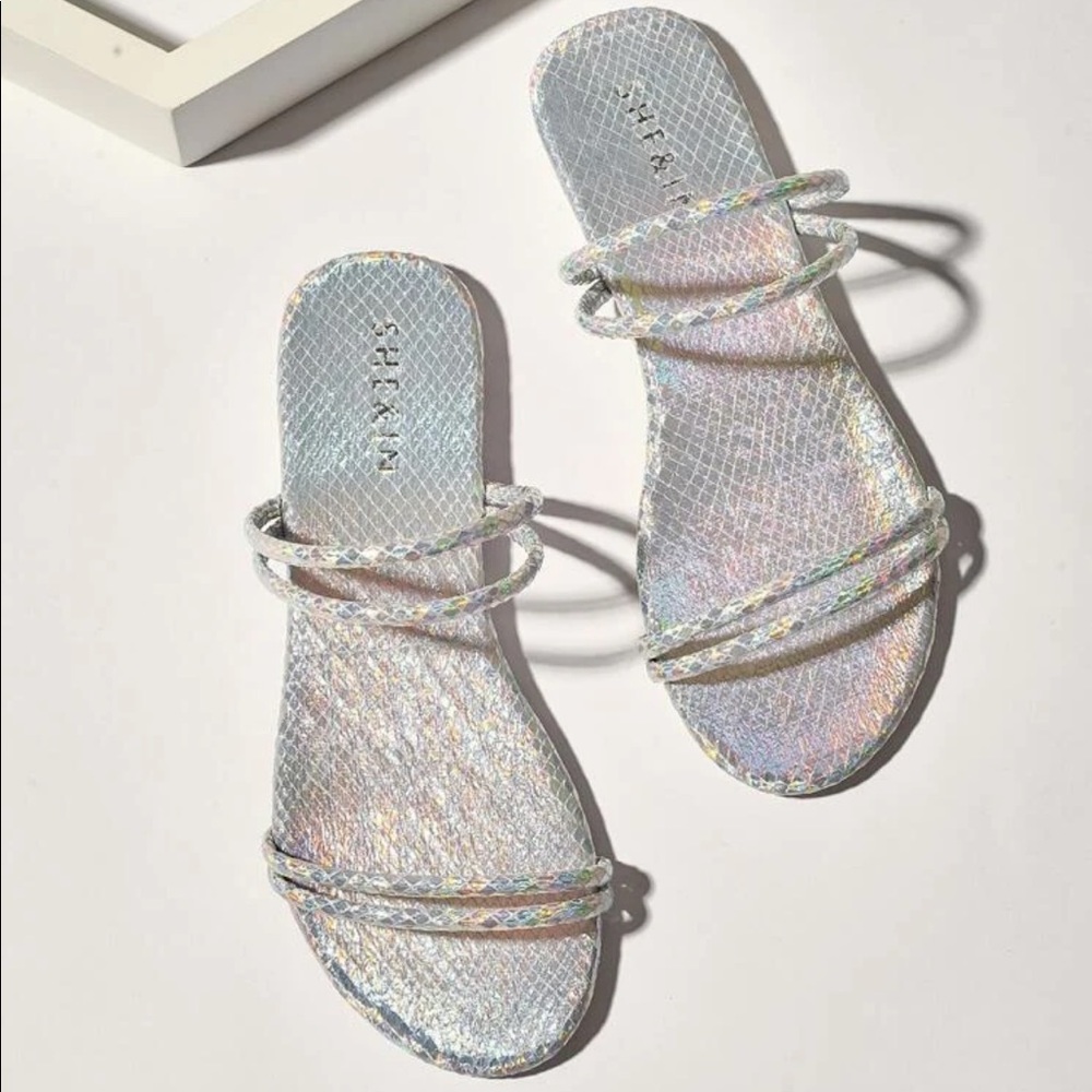 SILVER SLIP-INS